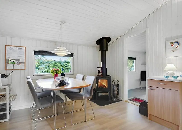 Amazing In With Kitchen